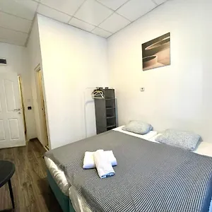  Homestay Aradi With Private Bathroom In The Centre